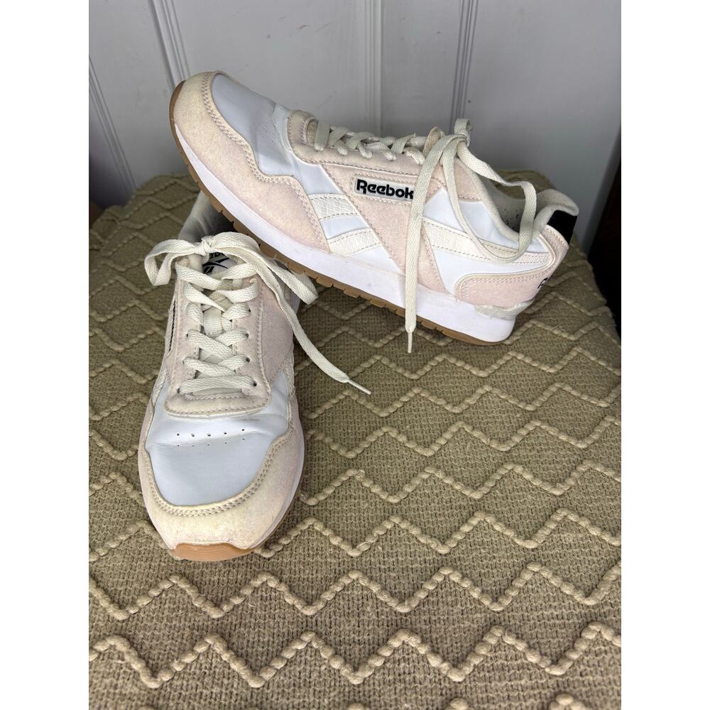 Reebok women’s 9 Classic Harman Run sneakers